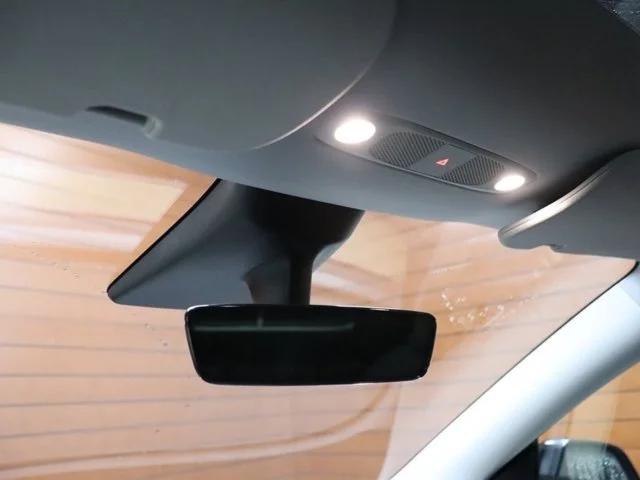 SEMINUEVOS TESLA Model Y a Estados en autogozo