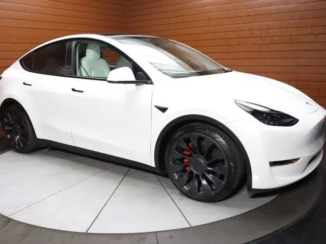 SEMINUEVOS TESLA Model Y a Estados en autogozo