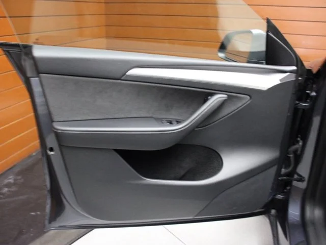 SEMINUEVOS TESLA Model Y a Estados en autogozo