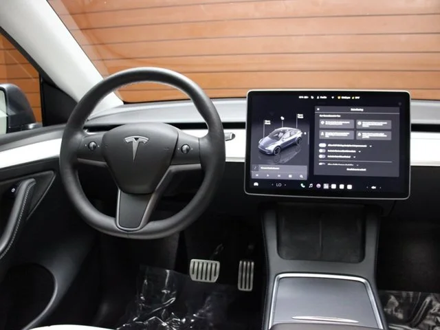 SEMINUEVOS TESLA Model Y a Estados en autogozo