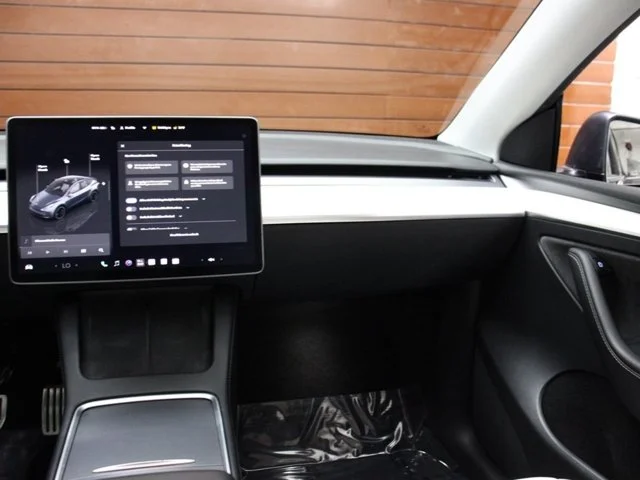 SEMINUEVOS TESLA Model Y a Estados en autogozo