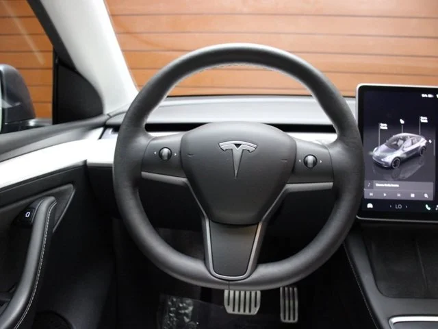 SEMINUEVOS TESLA Model Y a Estados en autogozo
