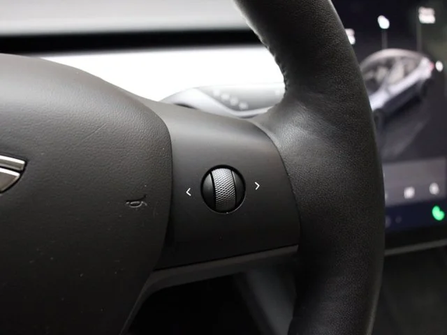 SEMINUEVOS TESLA Model Y a Estados en autogozo