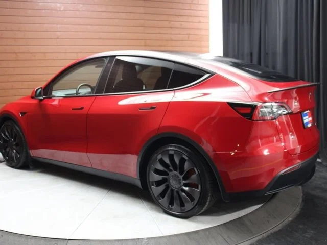 SEMINUEVOS TESLA Model Y a Estados en autogozo