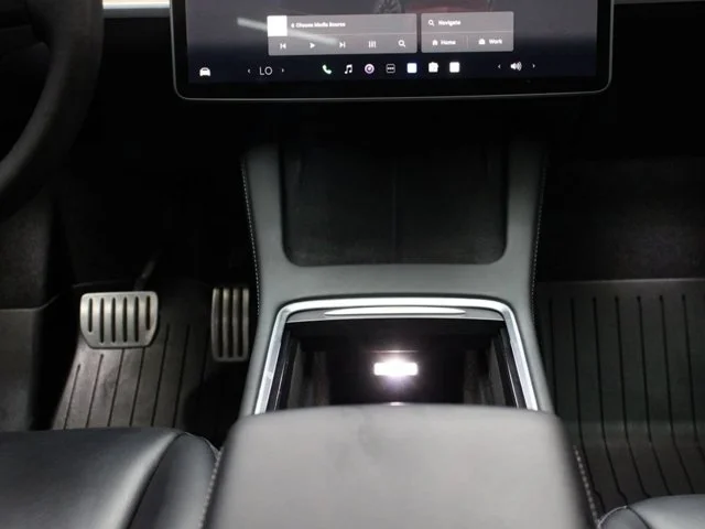 SEMINUEVOS TESLA Model Y a Estados en autogozo