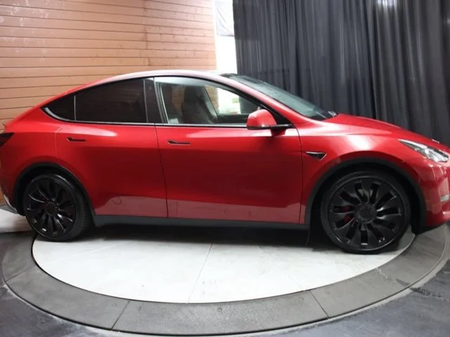 SEMINUEVOS TESLA Model Y a Estados en autogozo