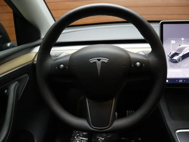 SEMINUEVOS TESLA Model Y a Estados en autogozo