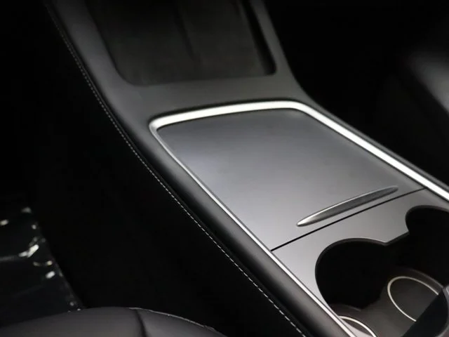 SEMINUEVOS TESLA Model Y a Estados en autogozo