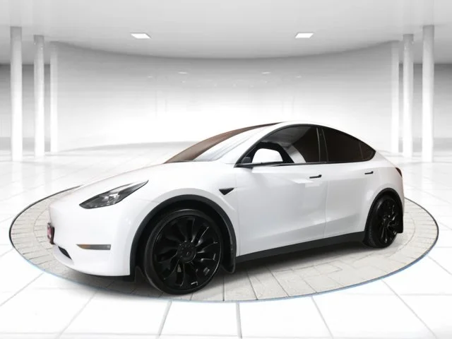 SEMINUEVOS TESLA Model Y a Estados en autogozo