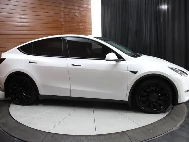 SEMINUEVOS TESLA Model Y a Estados en autogozo