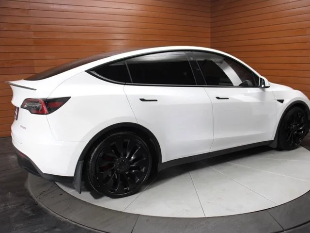 SEMINUEVOS TESLA Model Y a Estados en autogozo