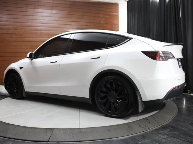 SEMINUEVOS TESLA Model Y a Estados en autogozo