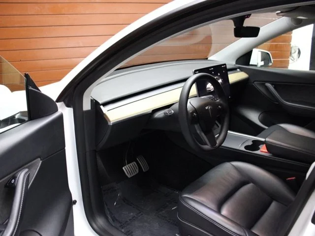 SEMINUEVOS TESLA Model Y a Estados en autogozo