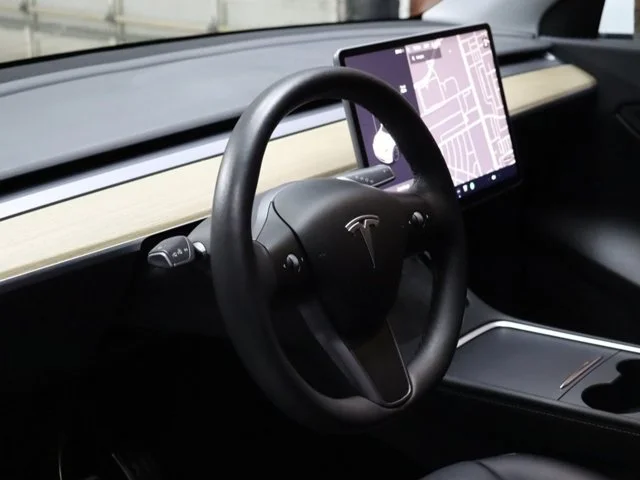 SEMINUEVOS TESLA Model Y a Estados en autogozo