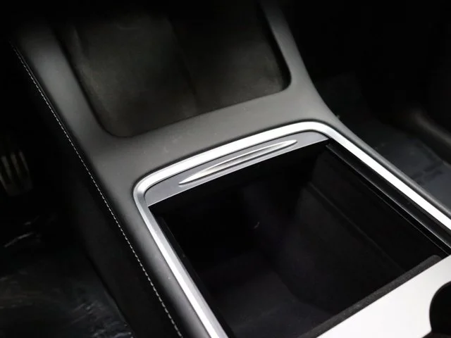 SEMINUEVOS TESLA Model Y a Estados en autogozo