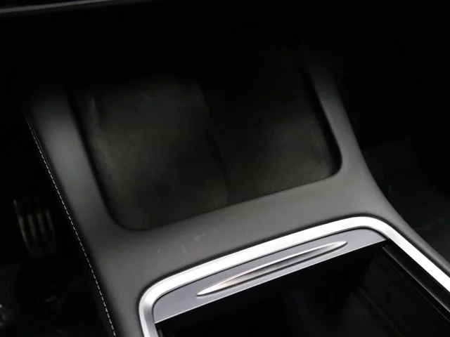 SEMINUEVOS TESLA Model Y a Estados en autogozo