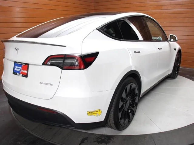 SEMINUEVOS TESLA Model Y a Estados en autogozo