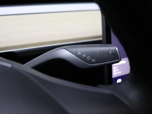 SEMINUEVOS TESLA Model Y a Estados en autogozo