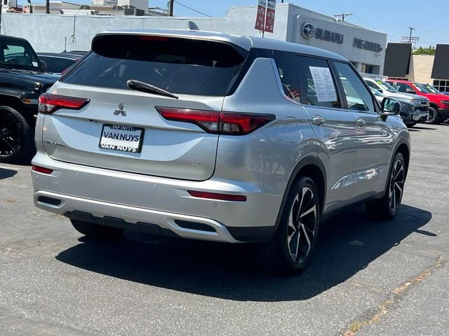 SEMINUEVOS MITSUBISHI Outlander a Estados en autogozo