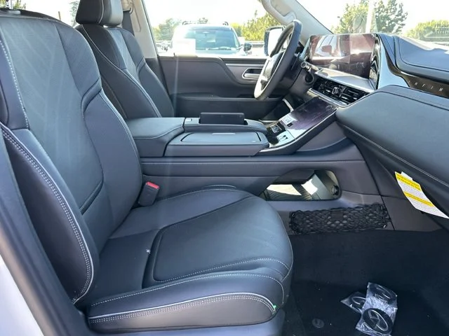 Nuevos INFINITI QX80 à Estados chez autogozo