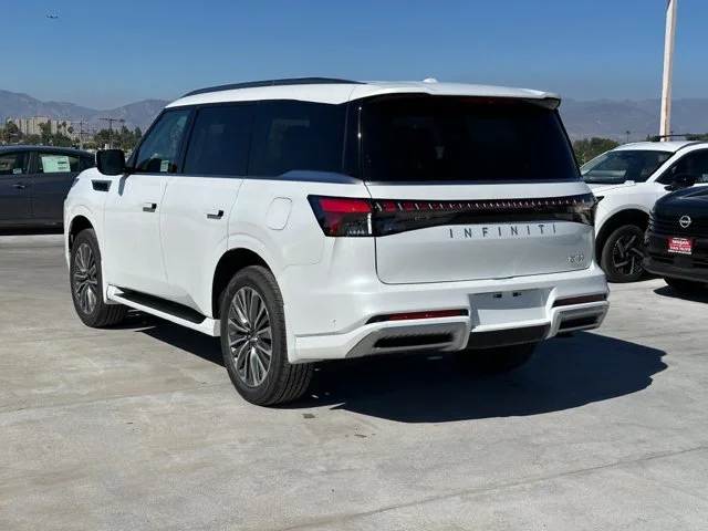 Nuevos INFINITI QX80 à Estados chez autogozo