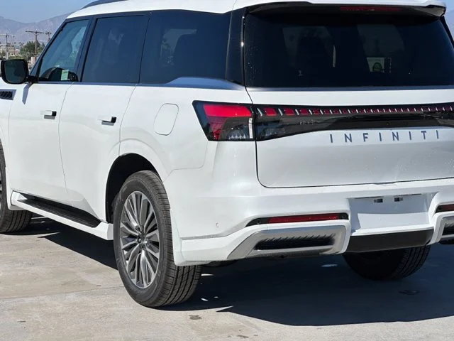 Nuevos INFINITI QX80 à Estados chez autogozo