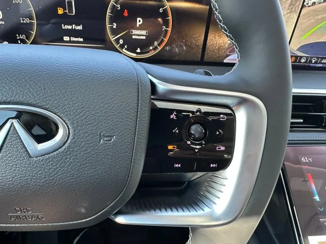 Nuevos INFINITI QX80 à Estados chez autogozo