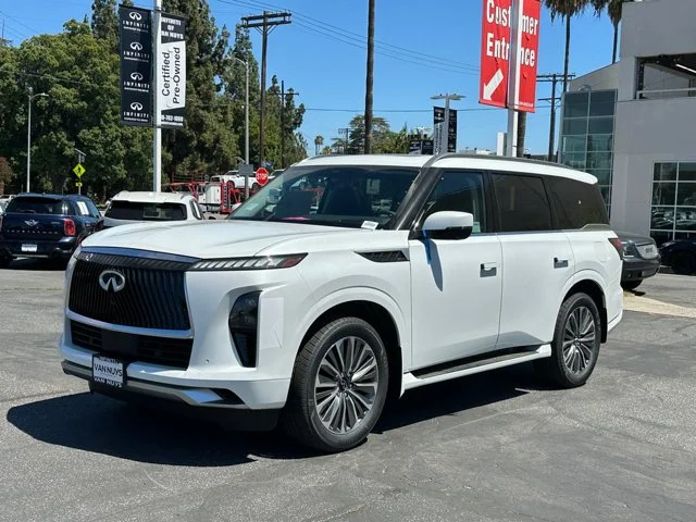Nuevos INFINITI QX80 à Estados chez autogozo
