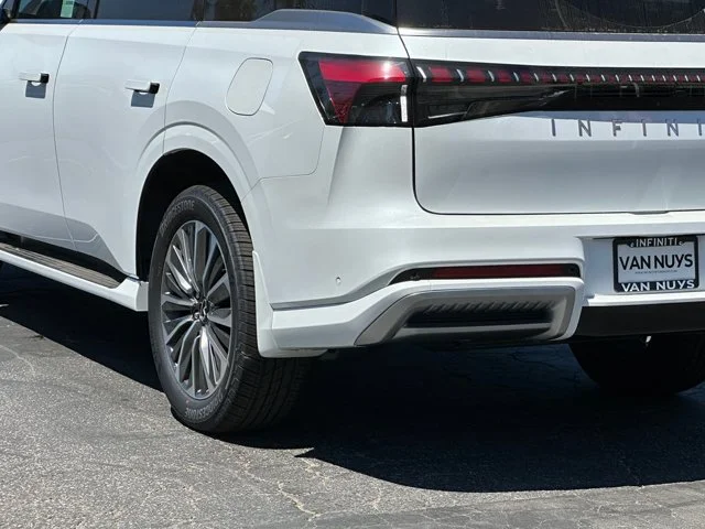 Nuevos INFINITI QX80 à Estados chez autogozo