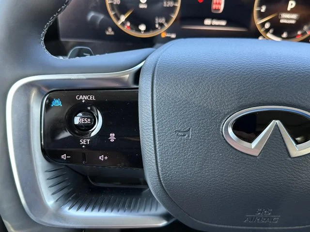 Nuevos INFINITI QX80 à Estados chez autogozo
