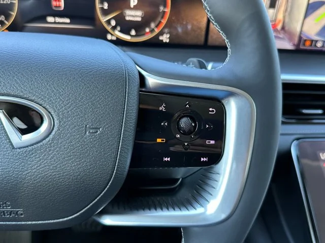 Nuevos INFINITI QX80 à Estados chez autogozo