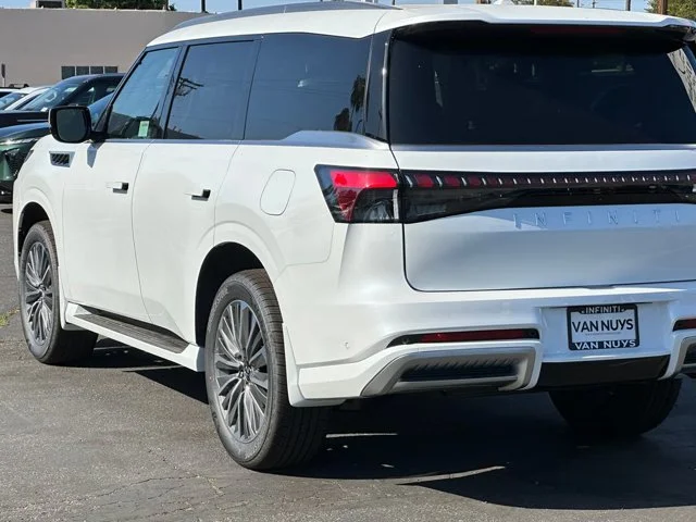 Nuevos INFINITI QX80 à Estados chez autogozo