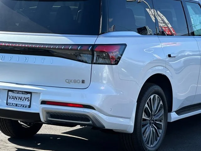 Nuevos INFINITI QX80 à Estados chez autogozo