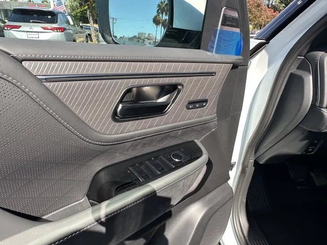 Nuevos INFINITI QX80 à Estados chez autogozo