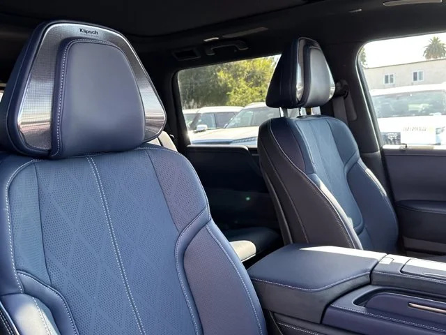 Nuevos INFINITI QX80 à Estados chez autogozo