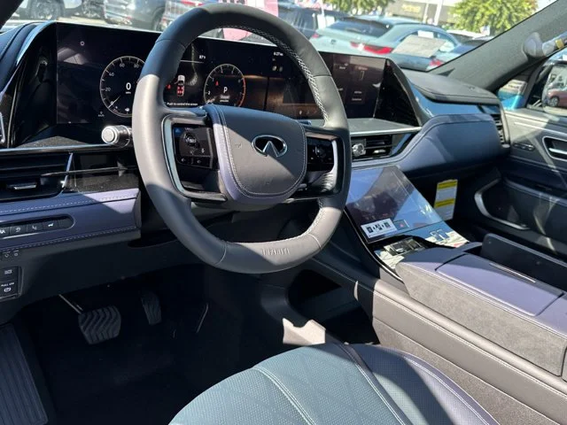 Nuevos INFINITI QX80 à Estados chez autogozo
