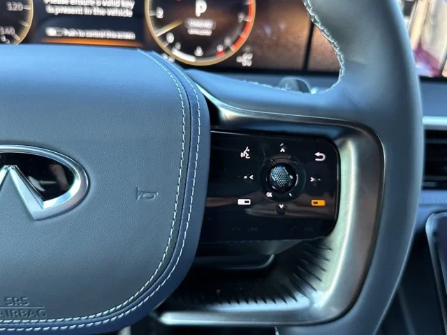 Nuevos INFINITI QX80 à Estados chez autogozo