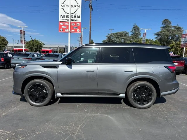 Nuevos INFINITI QX80 à Estados chez autogozo