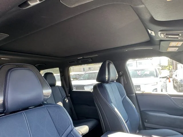 Nuevos INFINITI QX80 à Estados chez autogozo