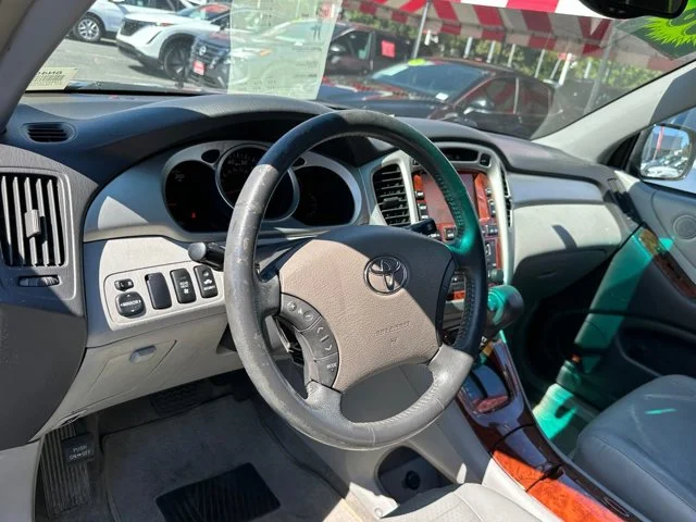 SEMINUEVOS TOYOTA Highlander Hybrid a Estados en autogozo