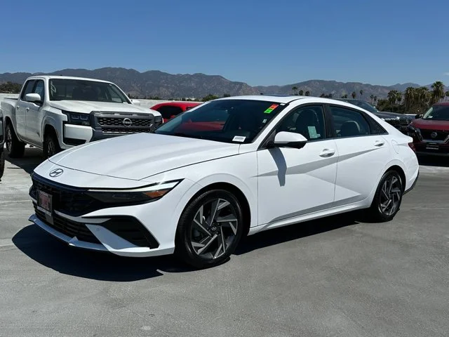 SEMINUEVOS HYUNDAI Elantra a Estados en autogozo