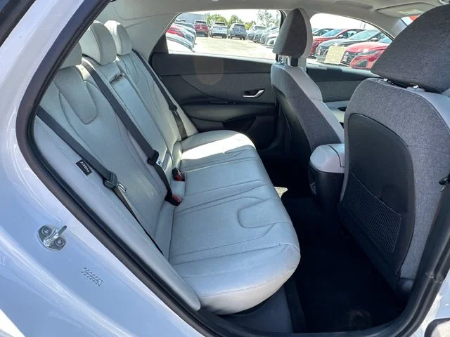 SEMINUEVOS HYUNDAI Elantra a Estados en autogozo