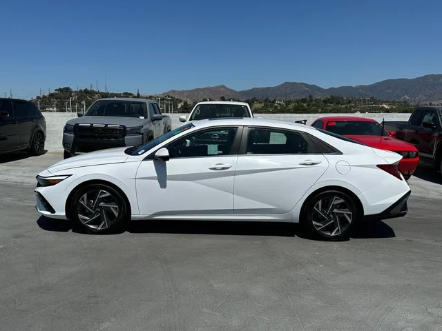 SEMINUEVOS HYUNDAI Elantra a Estados en autogozo