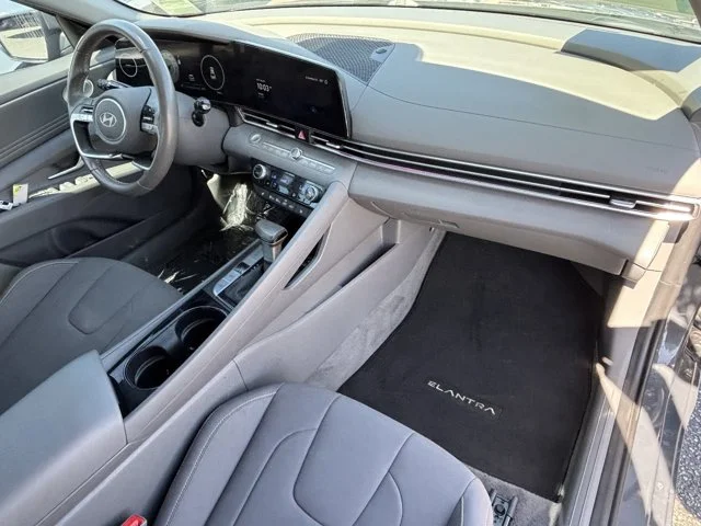 SEMINUEVOS HYUNDAI Elantra a Estados en autogozo