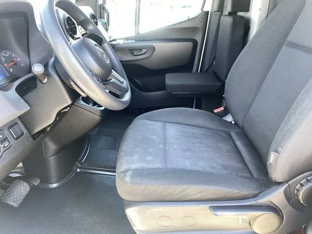 SEMINUEVOS MERCEDES-BENZ Sprinter Cargo Van a Estados en autogozo