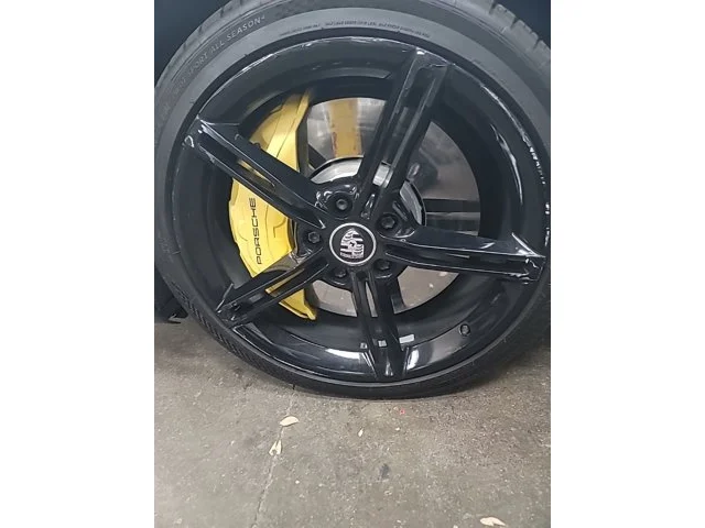 SEMINUEVOS PORSCHE Taycan a Estados en autogozo