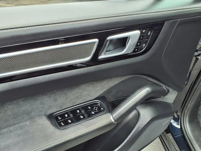 SEMINUEVOS PORSCHE Cayenne a Estados en autogozo