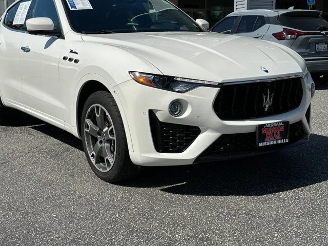 SEMINUEVOS MASERATI Levante a Estados en autogozo