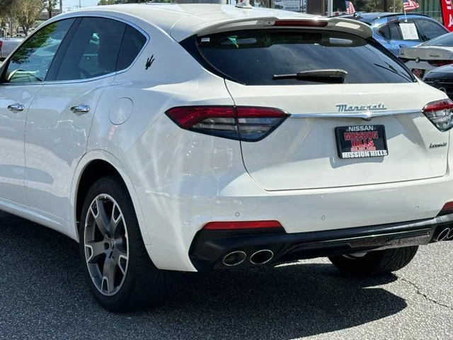 SEMINUEVOS MASERATI Levante a Estados en autogozo