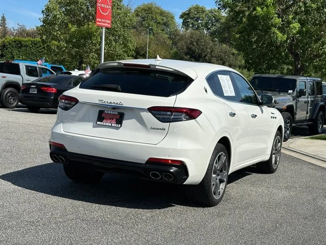 SEMINUEVOS MASERATI Levante a Estados en autogozo